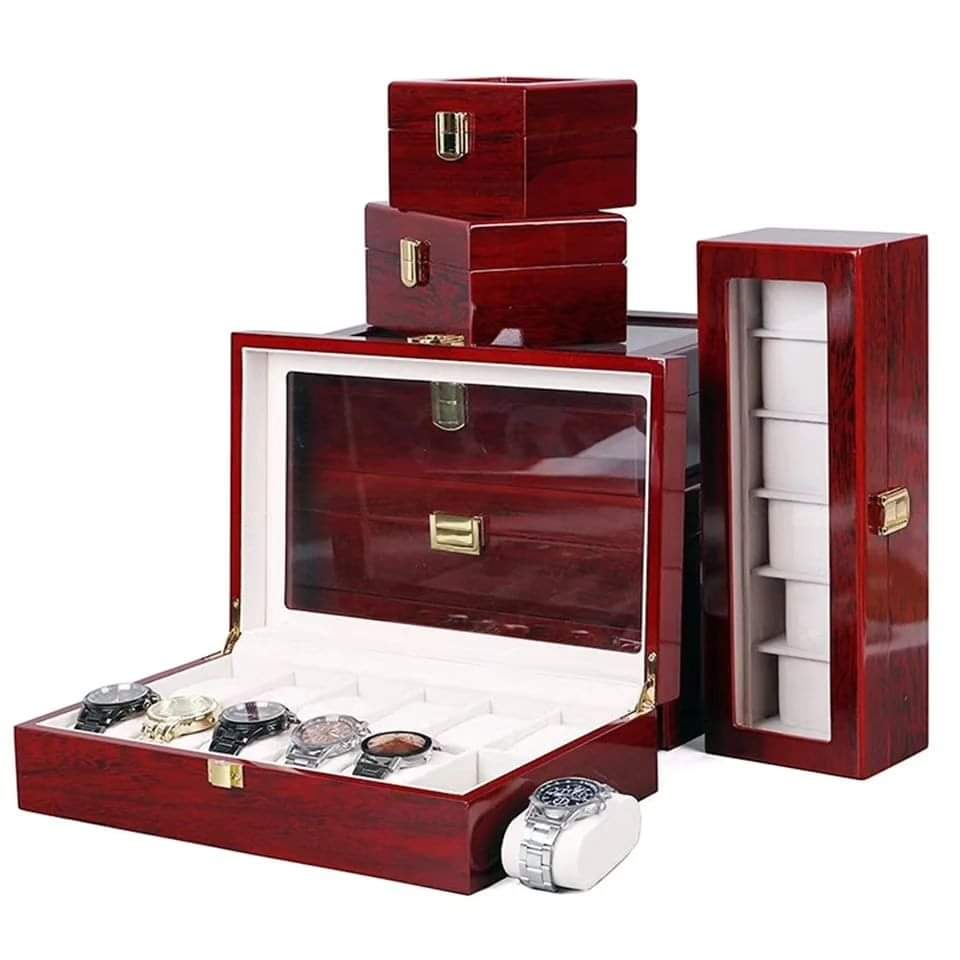 Luxurious wooden watch case