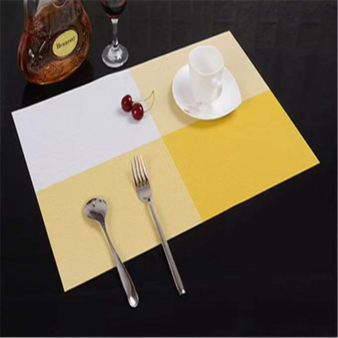 6pcs PVC Table Mats Checked