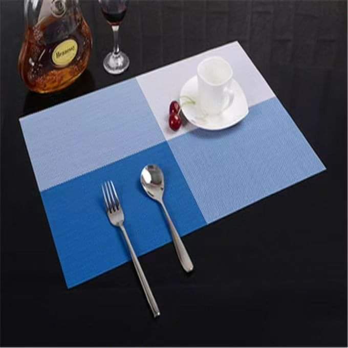 6pcs PVC Table Mats Checked