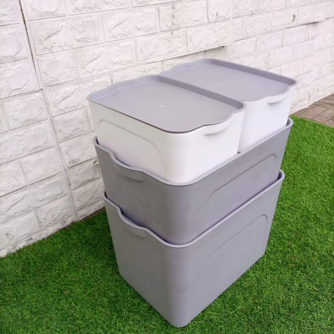 Bundle of 4 Stackable Storage Containers