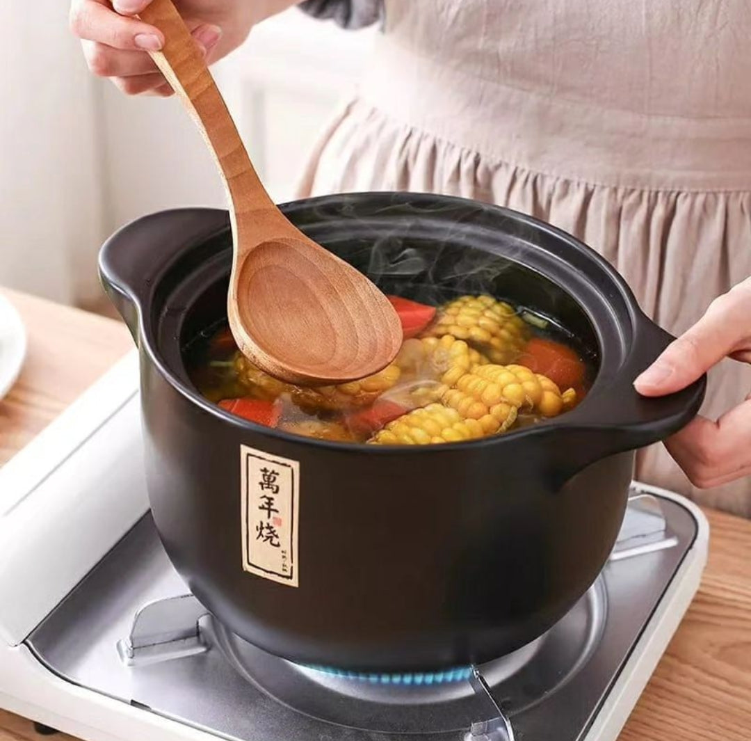 4.5 litres Hard Ceramic Pot with lid