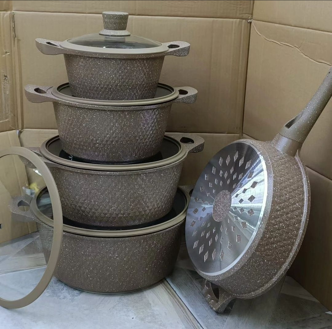 Assorted Cookware Sets