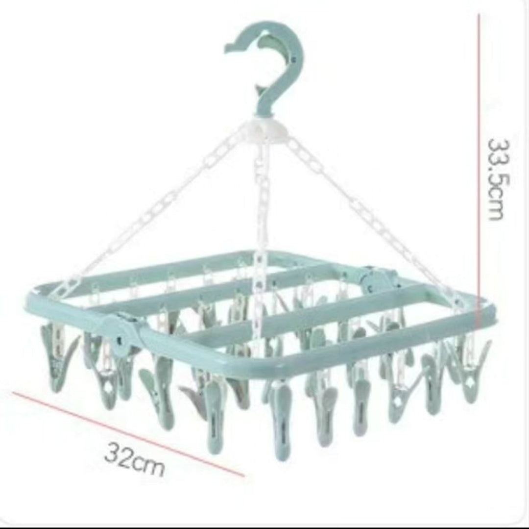 32Clip Undergarment Hanger