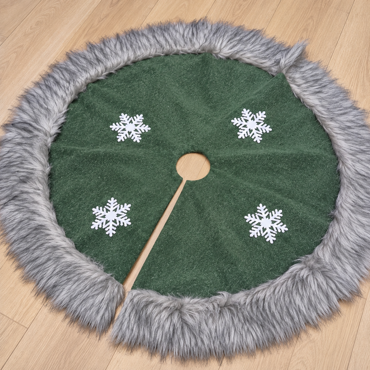100cm Christmas Tree Skirt with Grey Faux Fur Trim and Snowflake Details