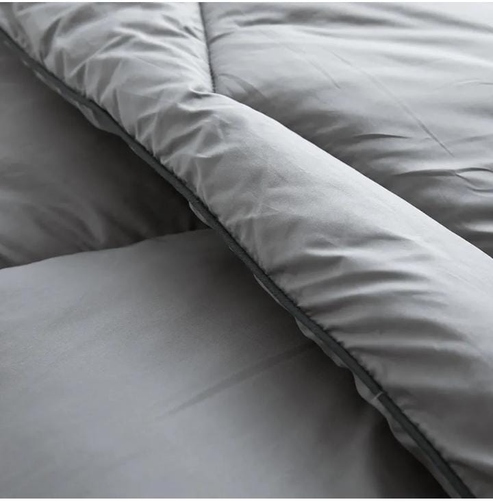 6 × 7 Striped Binded Duvet Set with 1 Bedsheet and 2 Pillowcases