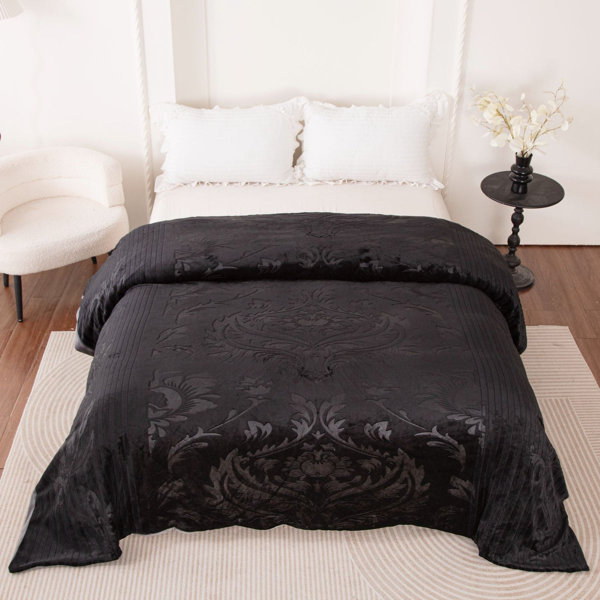 6×7 ft Soft Silk Duvet Set with Bedsheet and Two Pillowcases