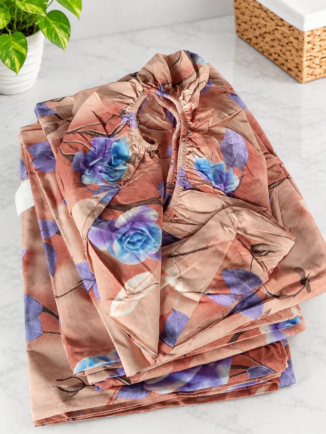6×7 Cotton Bedsheet Set with Fitted Sheet and Pillowcases