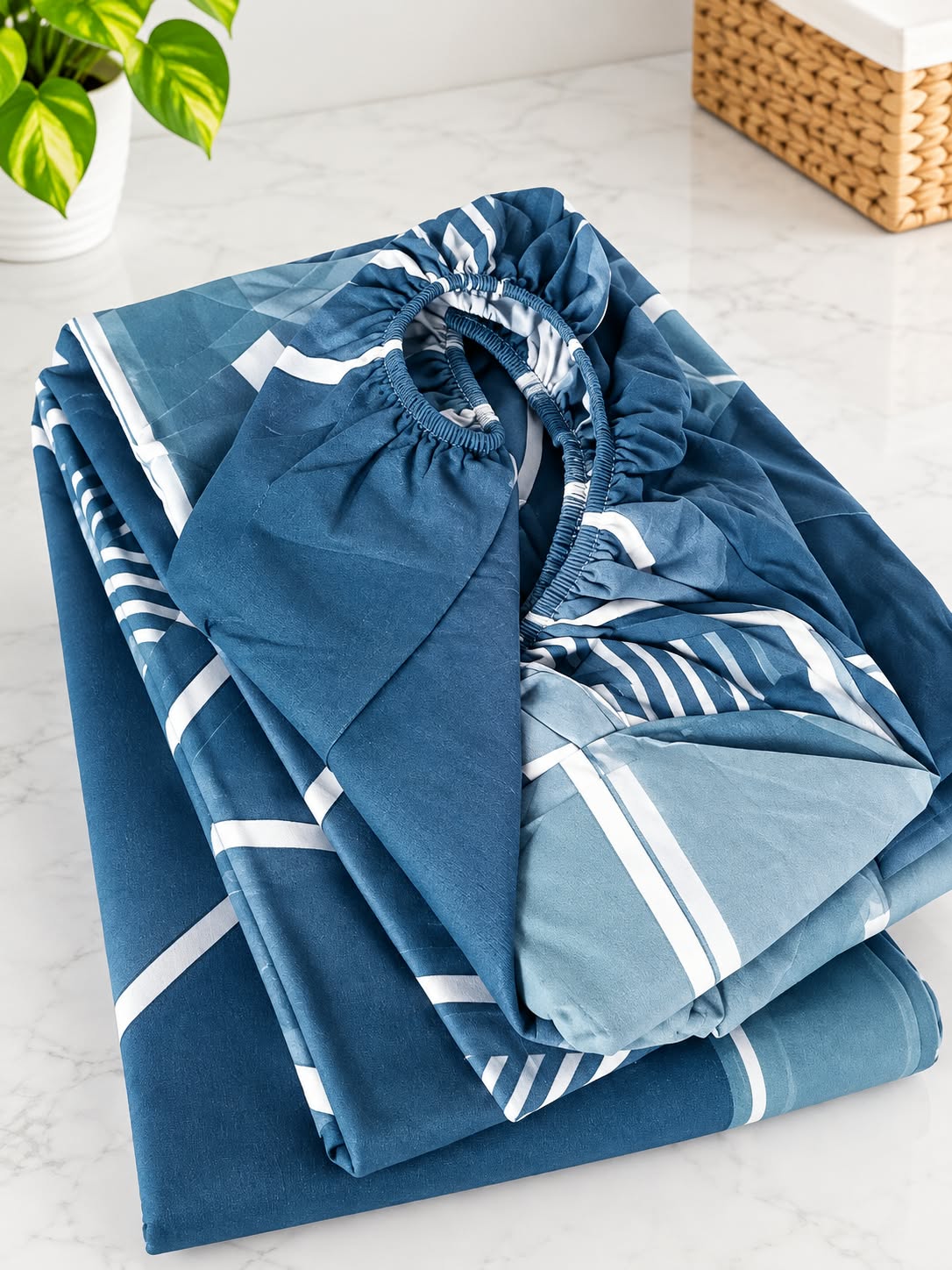 6×7 Cotton Bedsheet Set with Fitted Sheet and Pillowcases