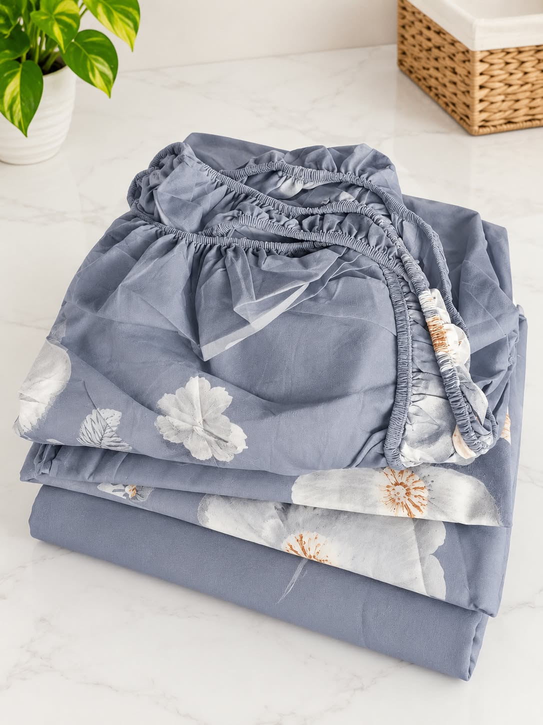 6×7 Cotton Bedsheet Set with Fitted Sheet and Pillowcases