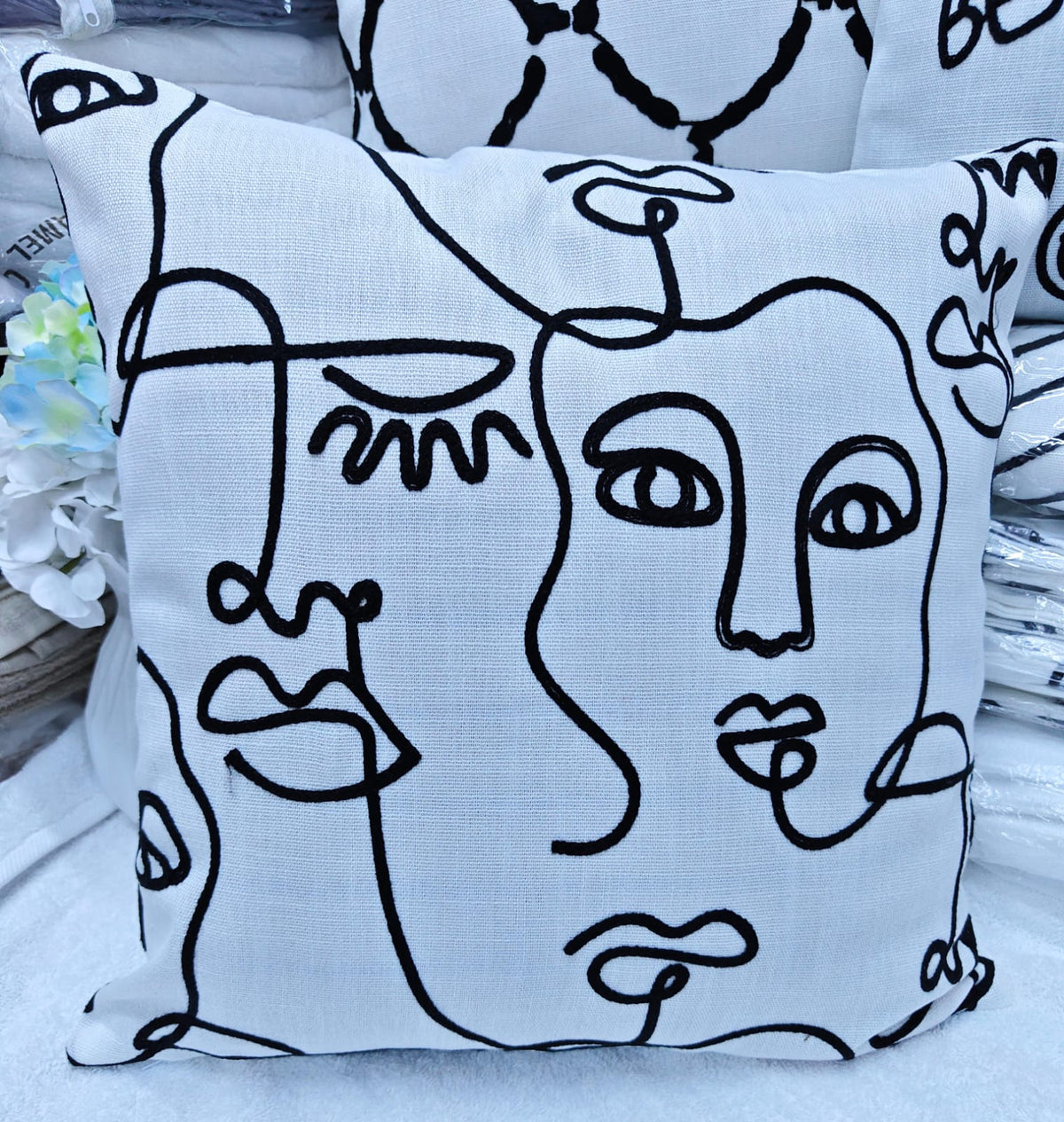45cm × 45cm Decorative Pillow Covers