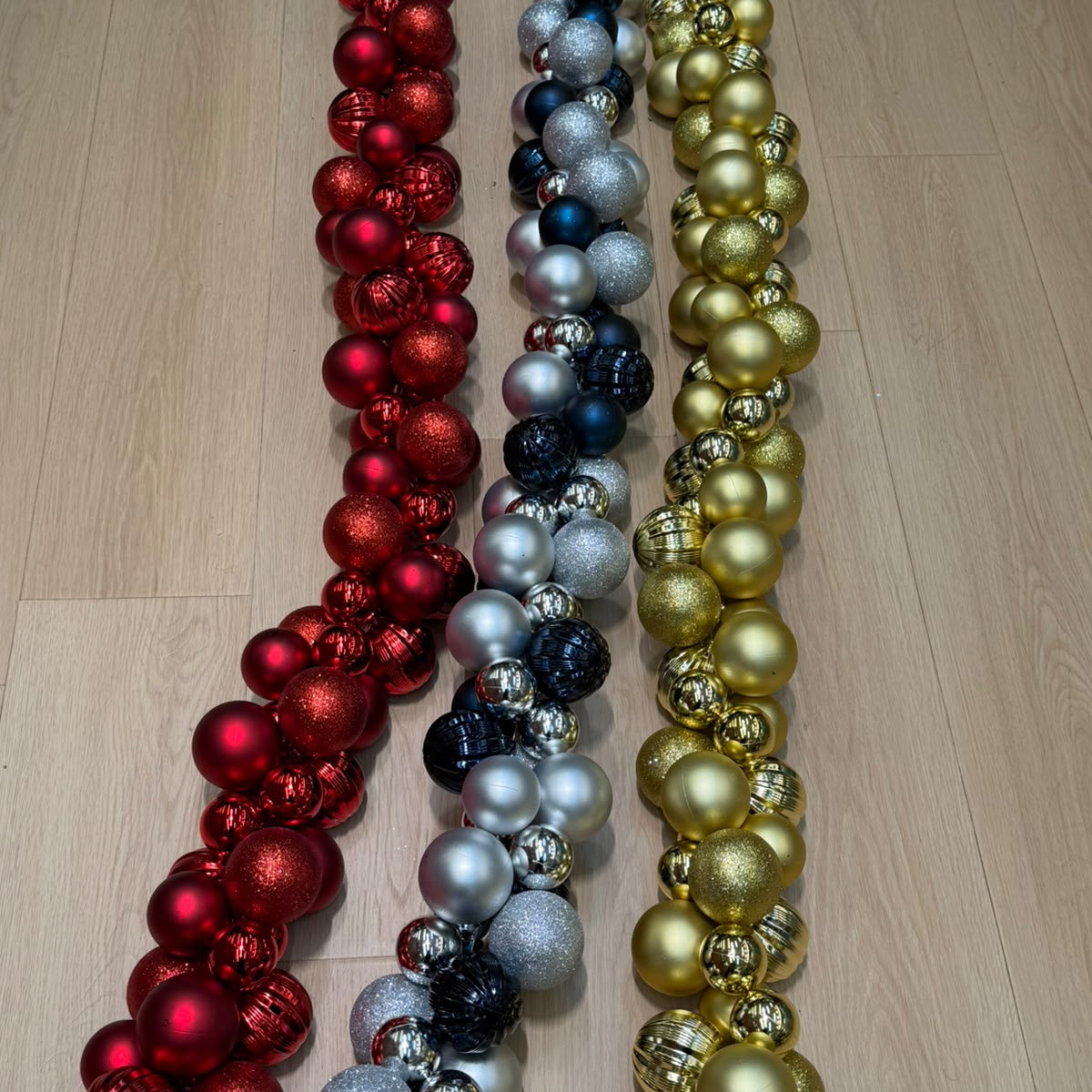 Christmas Bauble String Decorations 1.8m