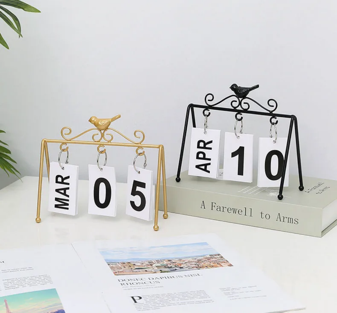 Creative Desk calendar