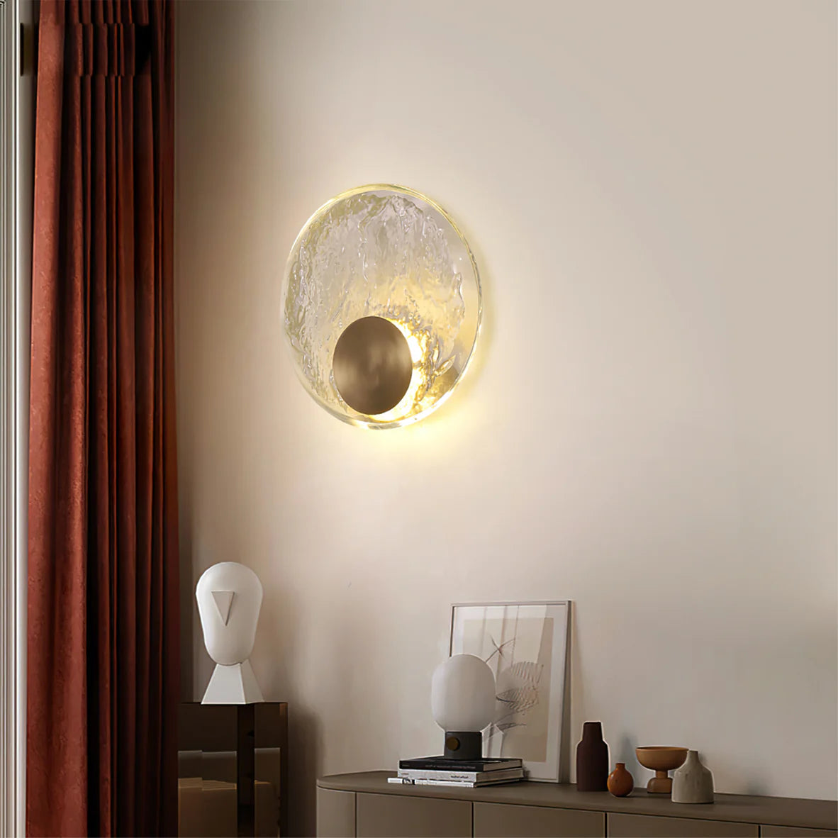 Decorative wall light with textured resin design, gold accents, brass centre plate, and warm white illumination for living rooms, bedrooms, hotels, and feature walls WH 2024-05-19-TC - Gemelli Collection