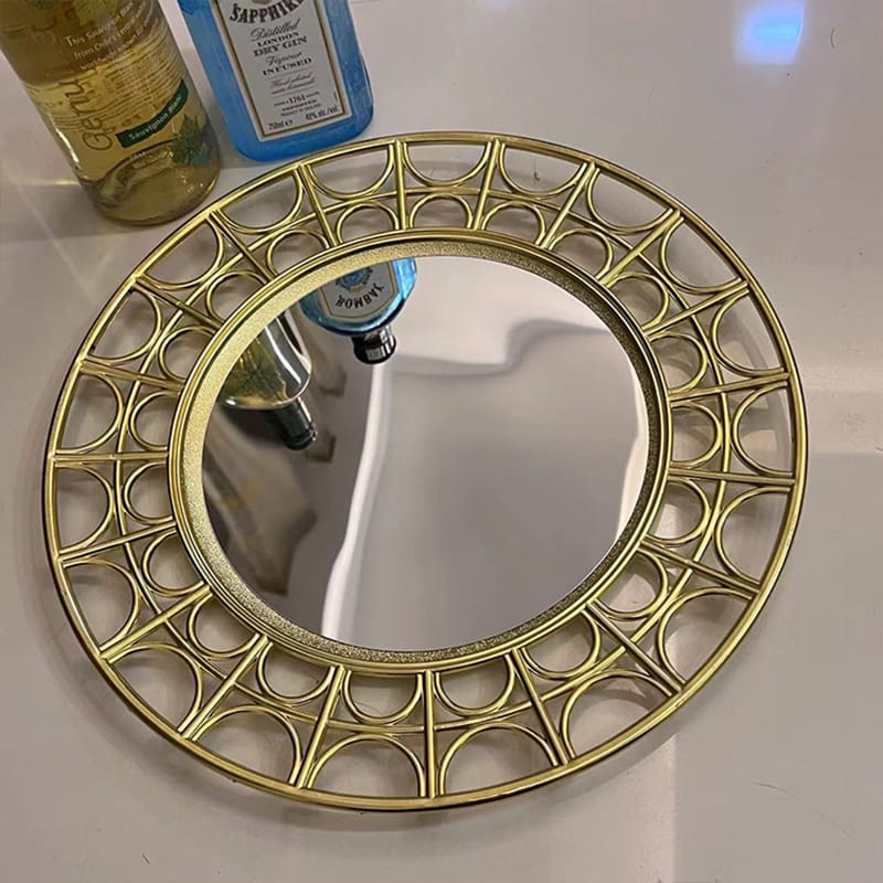 6-piece gold round charger plate set with mirror finish, 32 cm diameter, available in Nairobi, Kenya