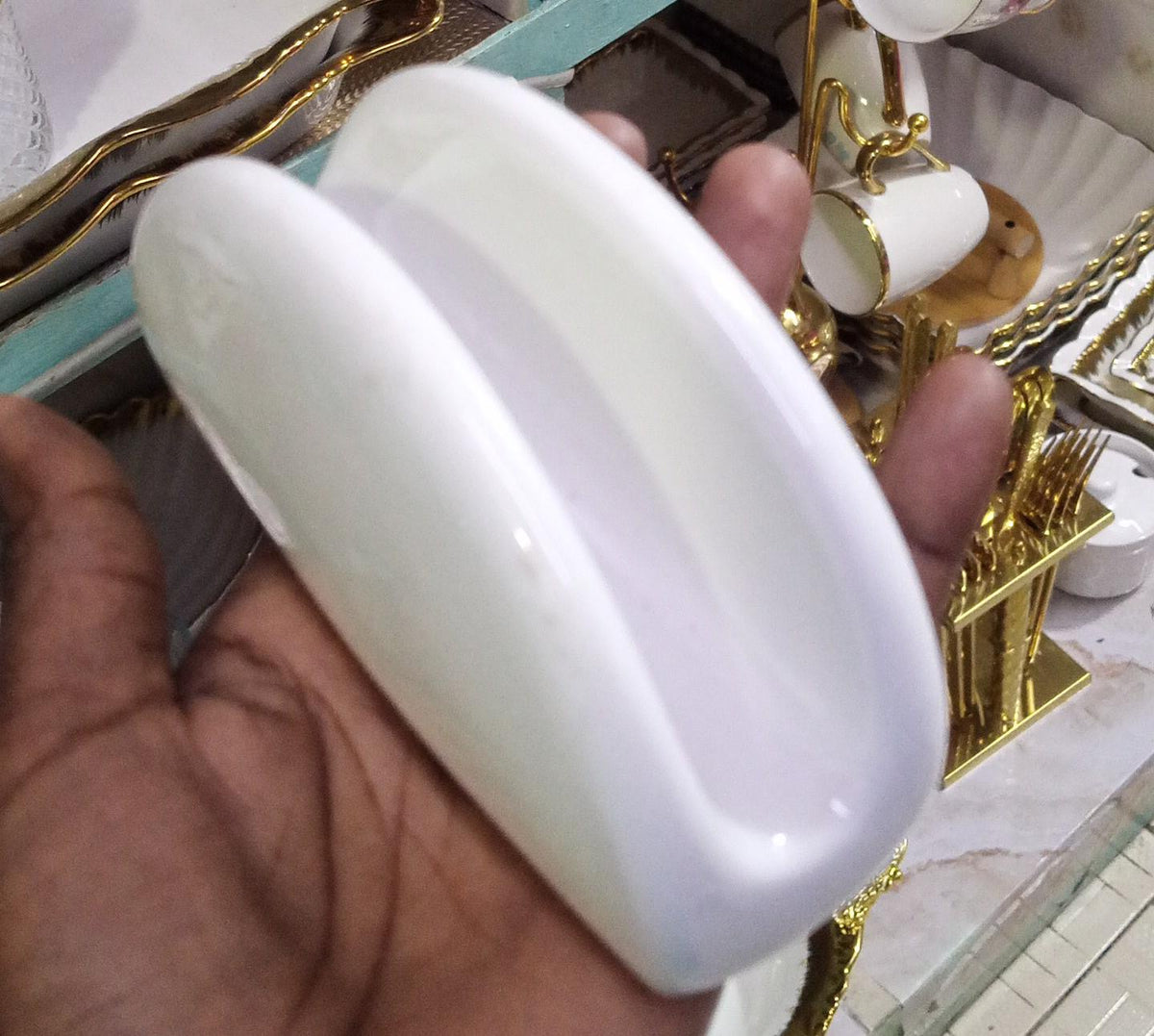 White Ceramic Serviette Holder – 11 × 7.5cm