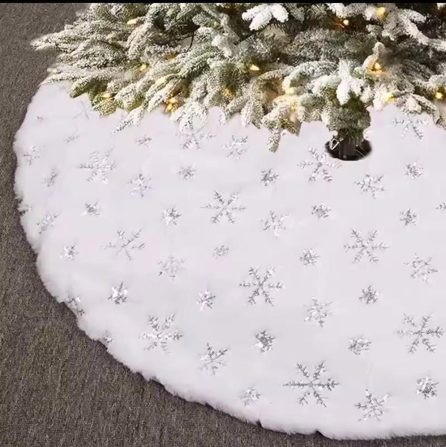 90cm Christmas tree skirt with silver print, available in Nairobi, Kenya