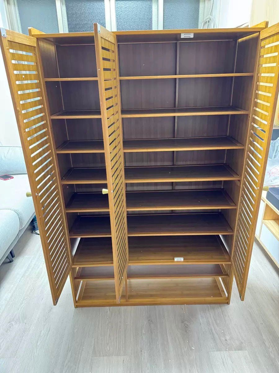 10-Tier Bamboo Shoe Rack Cabinet with 3 Slatted Doors