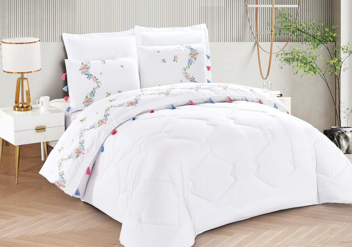 Gemelli Collections luxury duvet cover set measuring 220cm x 240cm with two pillowcases and one bedsheet.