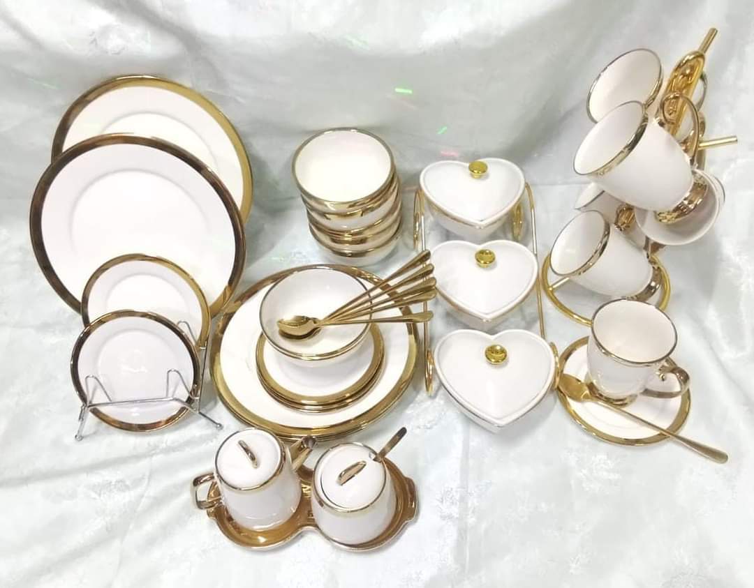33pcs gold rimmed dinner set