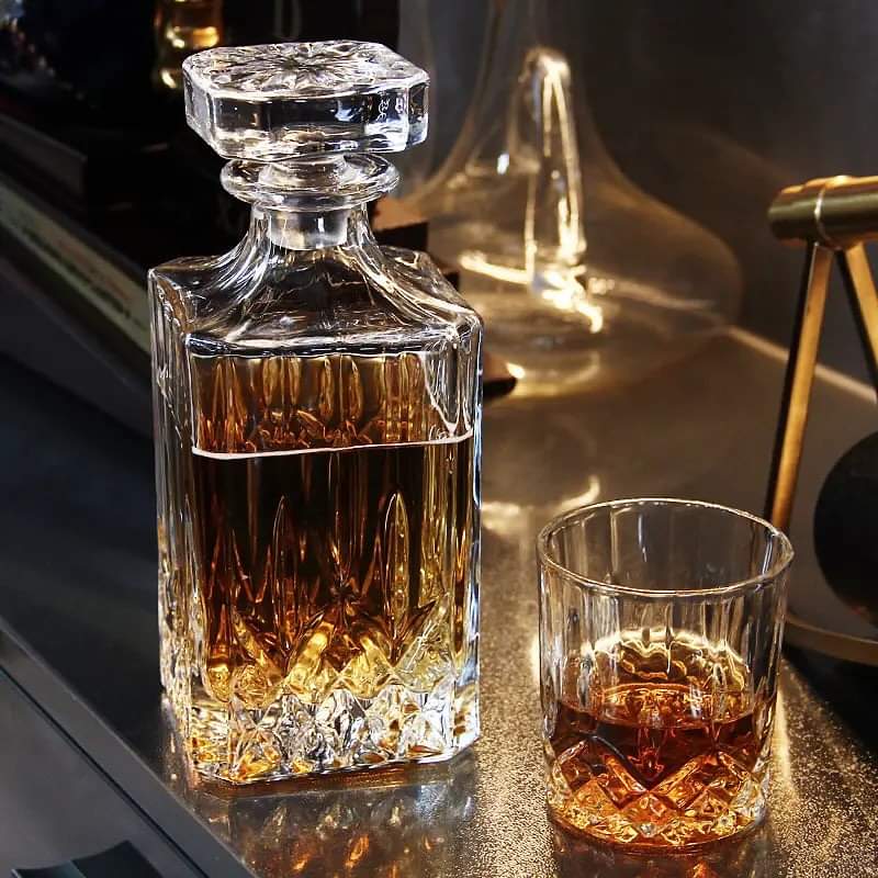 750ml Square Decanter