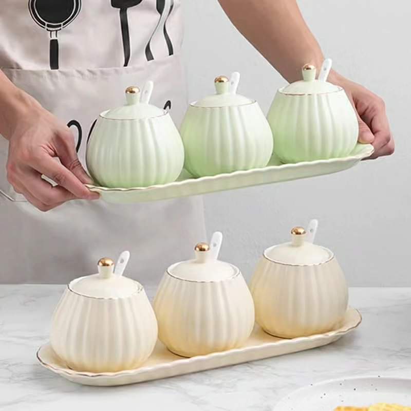 Ceramic sugar dish