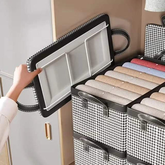 Foldable closet organizer