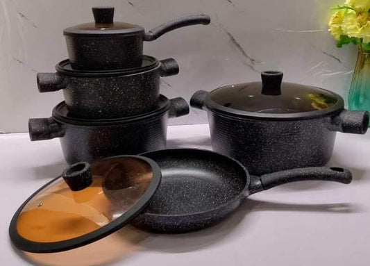 Premium quality cooking pots