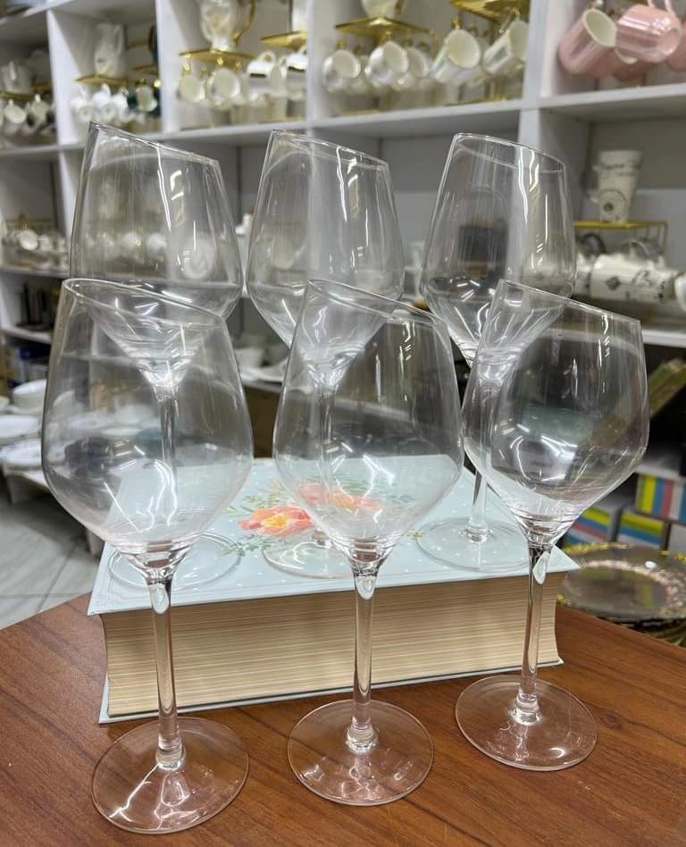 Classy wine goblets