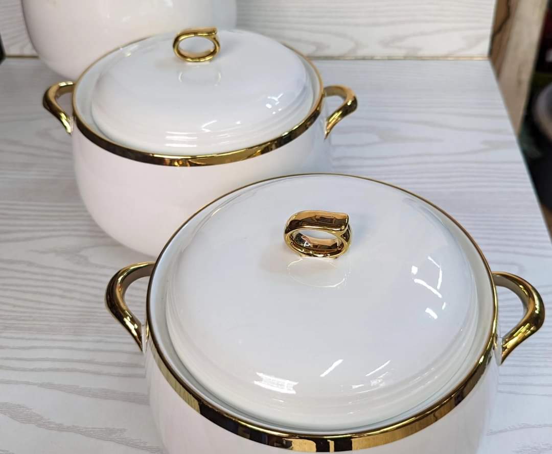 ceramic serving bolws