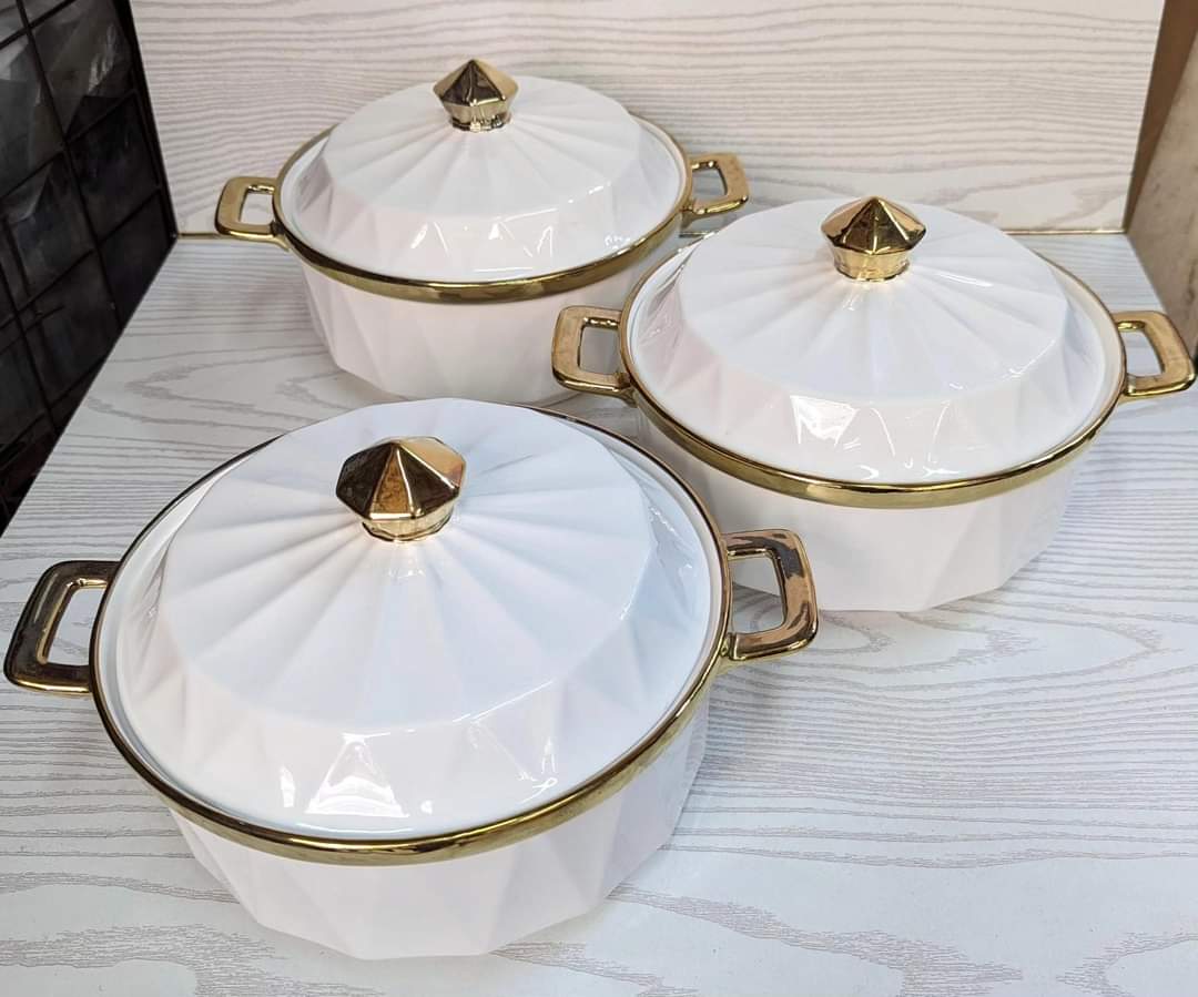 ceramic serving bolws
