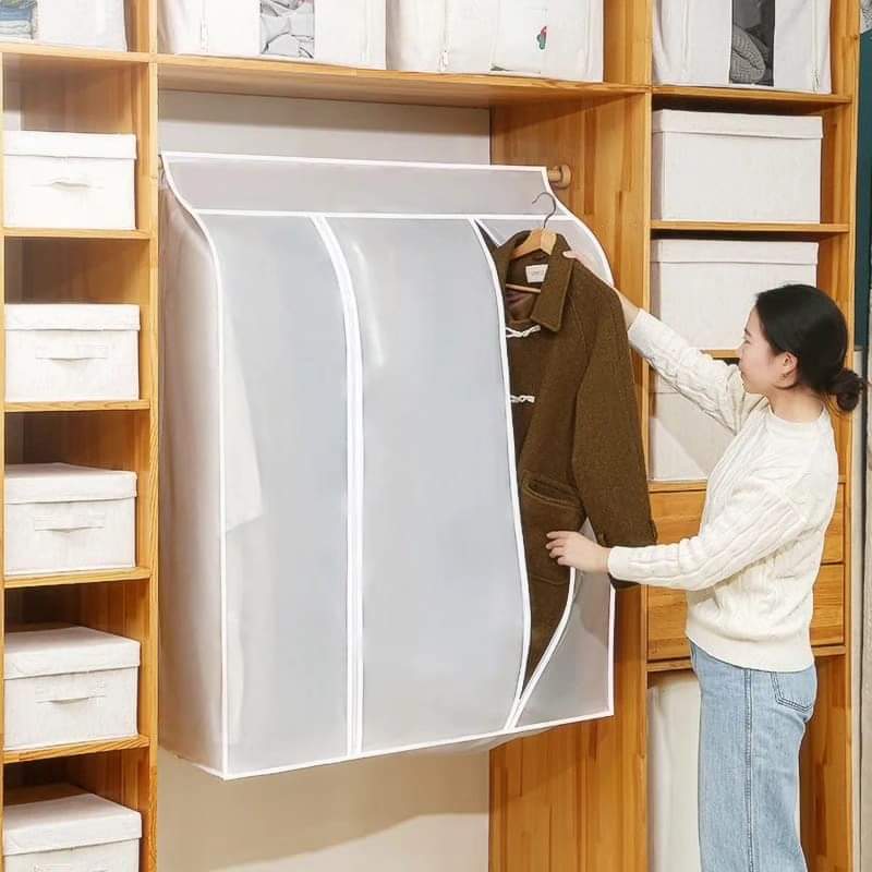Garment dustproof protector