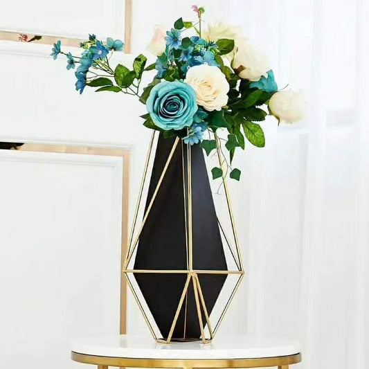Nordic Luxurious Flower Vase