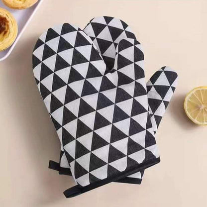 Oven/kitchen Gloves -  a pair