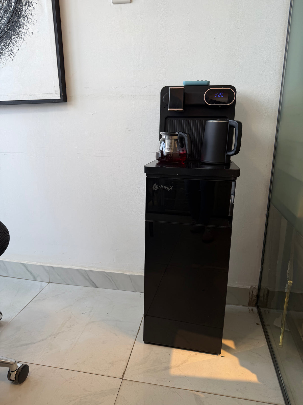 Hot and Cold Bottom Load Water Dispenser with a Remote