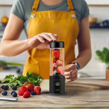 Powerology 450ml portable blender with borosilicate glass container, six stainless steel blades, 126W motor, rechargeable battery, and compact design in black and white.
