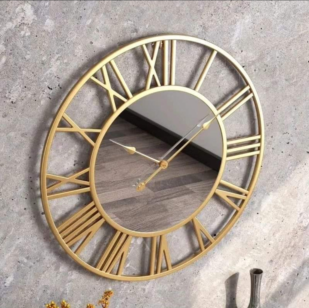 Creative mirror clock