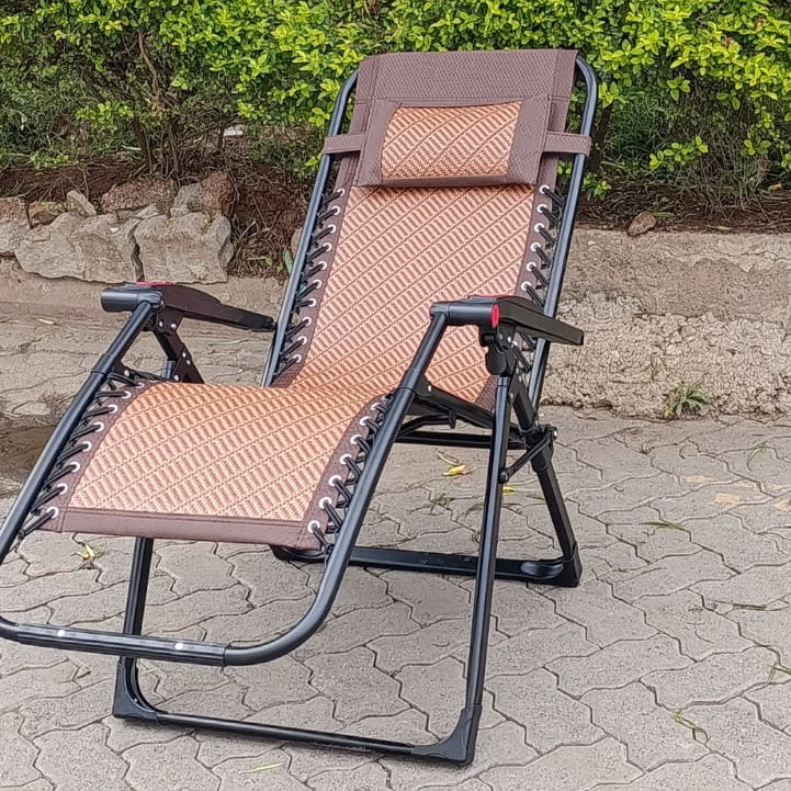 Portable Zero Gravity Recliner Chair with Pillow and Cup Holder Tray
