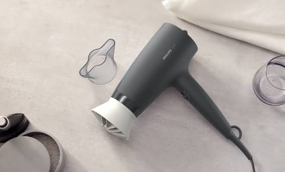 Gemelli Collections Philips 3000 Series hair dryer with ThermoProtect attachment 1600W motor 3 heat and speed settings cool air function and slim styling nozzle for everyday hair drying and styling