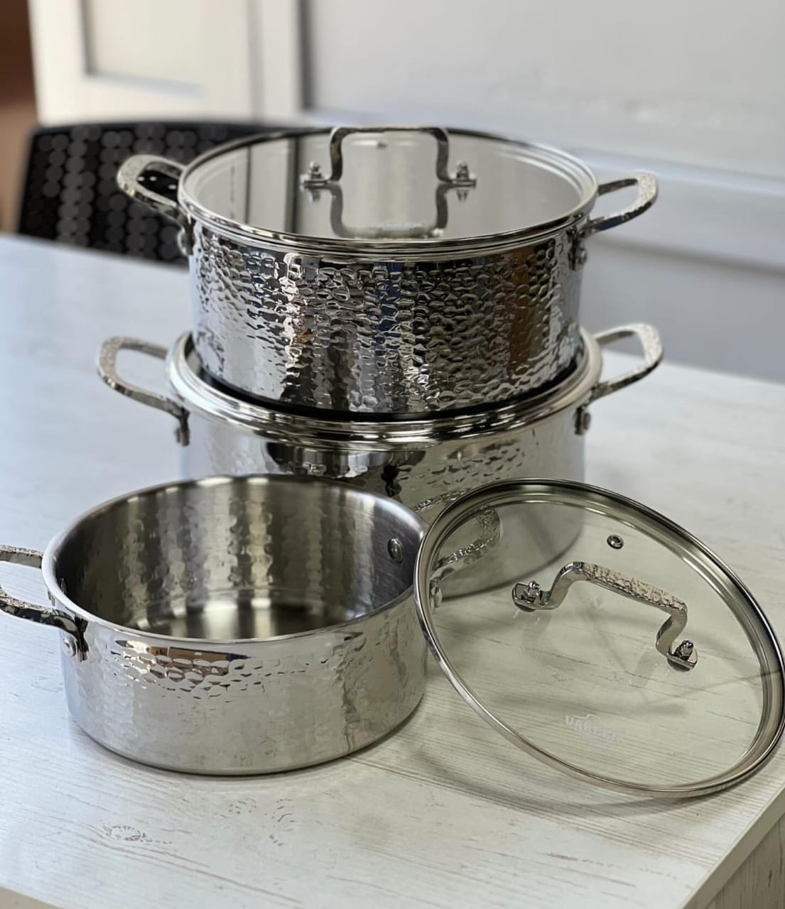6PC Premium Stainless Steel Cookware Set with Hammered Pattern, Non-Stick Eco-Friendly Coating, Mirror-Polished Exterior, Stainless Steel Lids, Compatible with Gas, Induction, Halogen, and Vitroceramic Cooktops