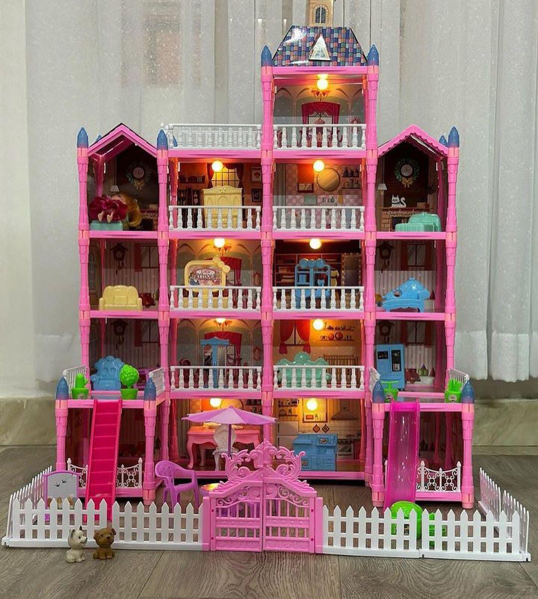 Kid's Villa Doll House