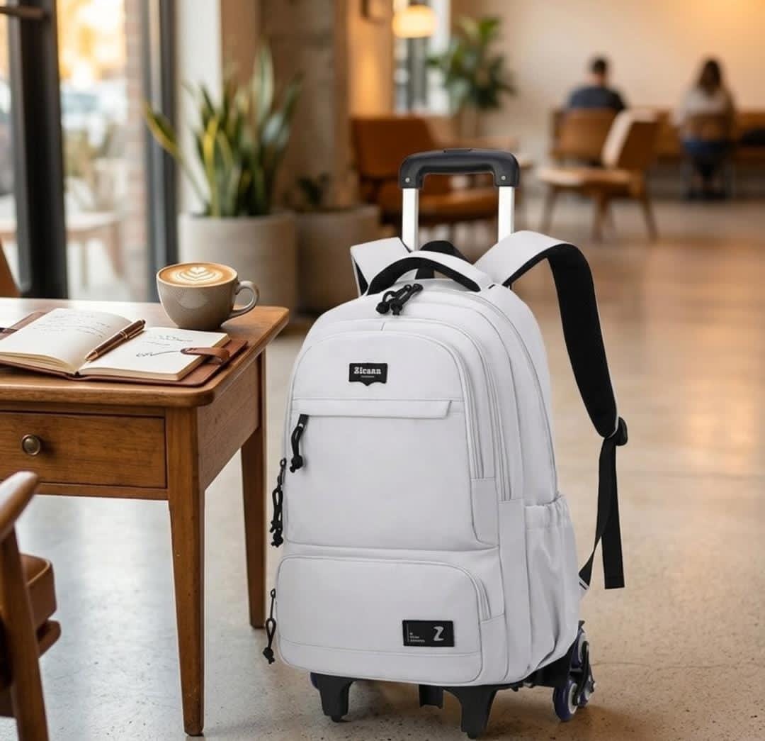 Gemelli Collection – waterproof wheeled backpack for students with a spacious interior, pull-along wheels and adjustable backpack straps for carrying books, stationery and school essentials.