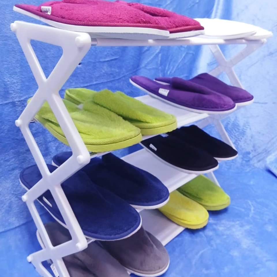 Foldable  shoe rack