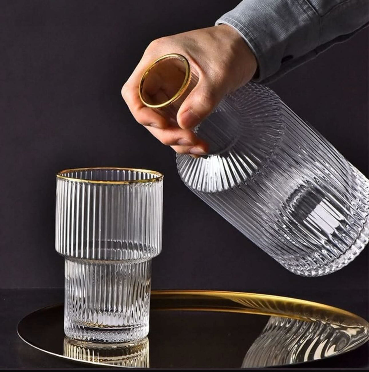Ribbed Glasses with  And Decanter