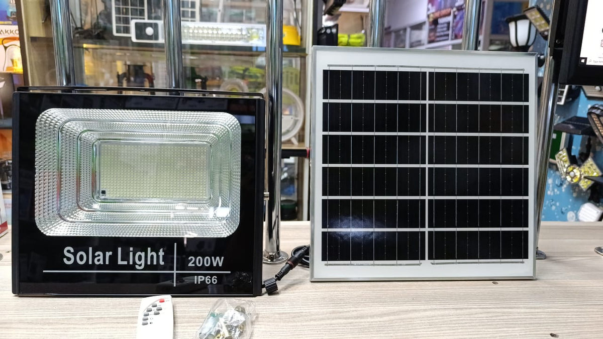 200Watts Solar Powered Floodlight