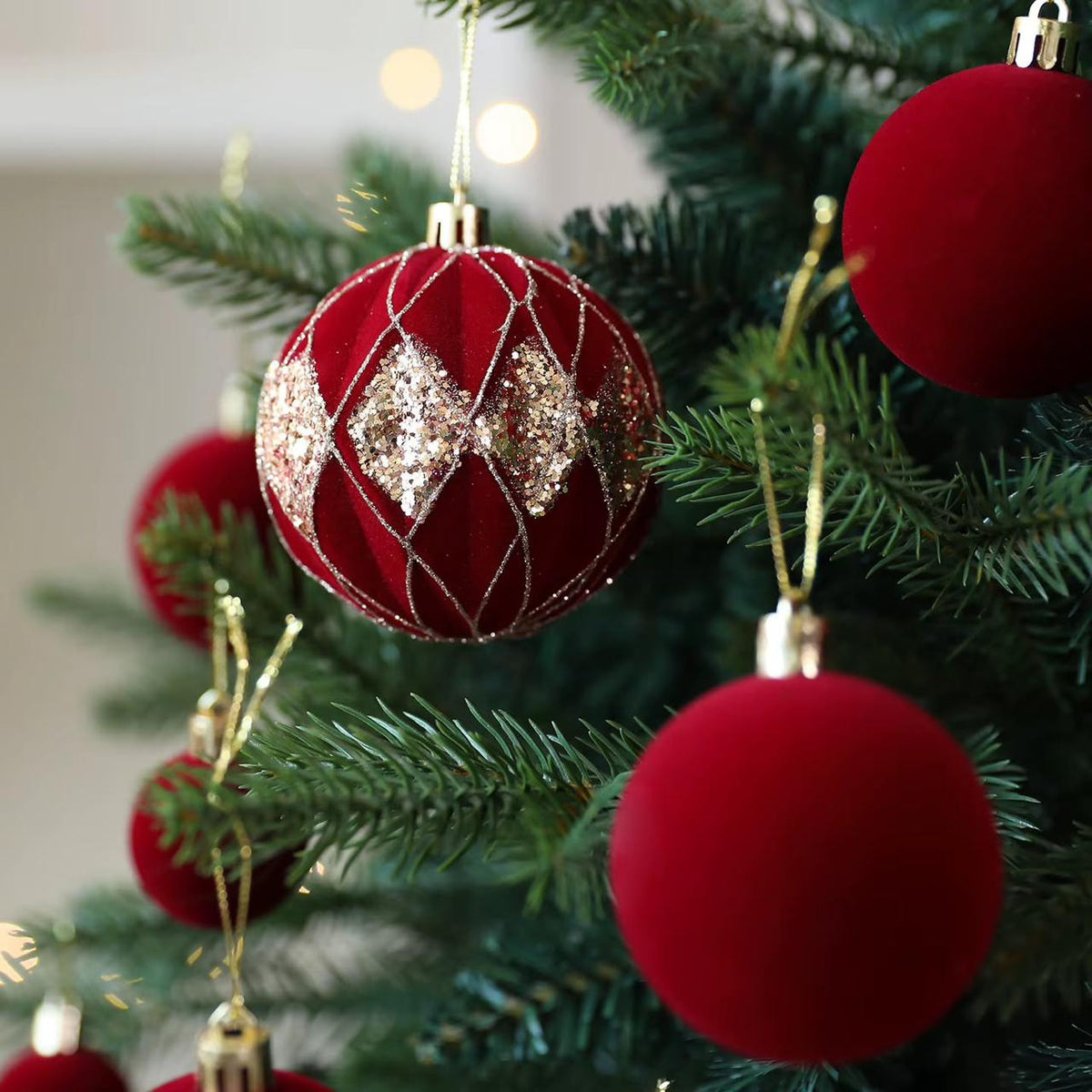 36 Pieces Burgundy Velvet Christmas Baubles with Gold Glitter Detailing