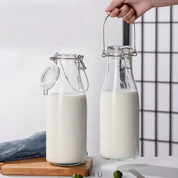 Gemelli Colllection 1.5 litre food grade sealed glass bottle airtight beverage storage container glass water juice milk bottle reusable kitchen fridge storage bottle clean modern drink container