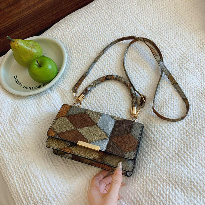 Multicoloured Diamond Pattern Sling Bag for Everyday Use
