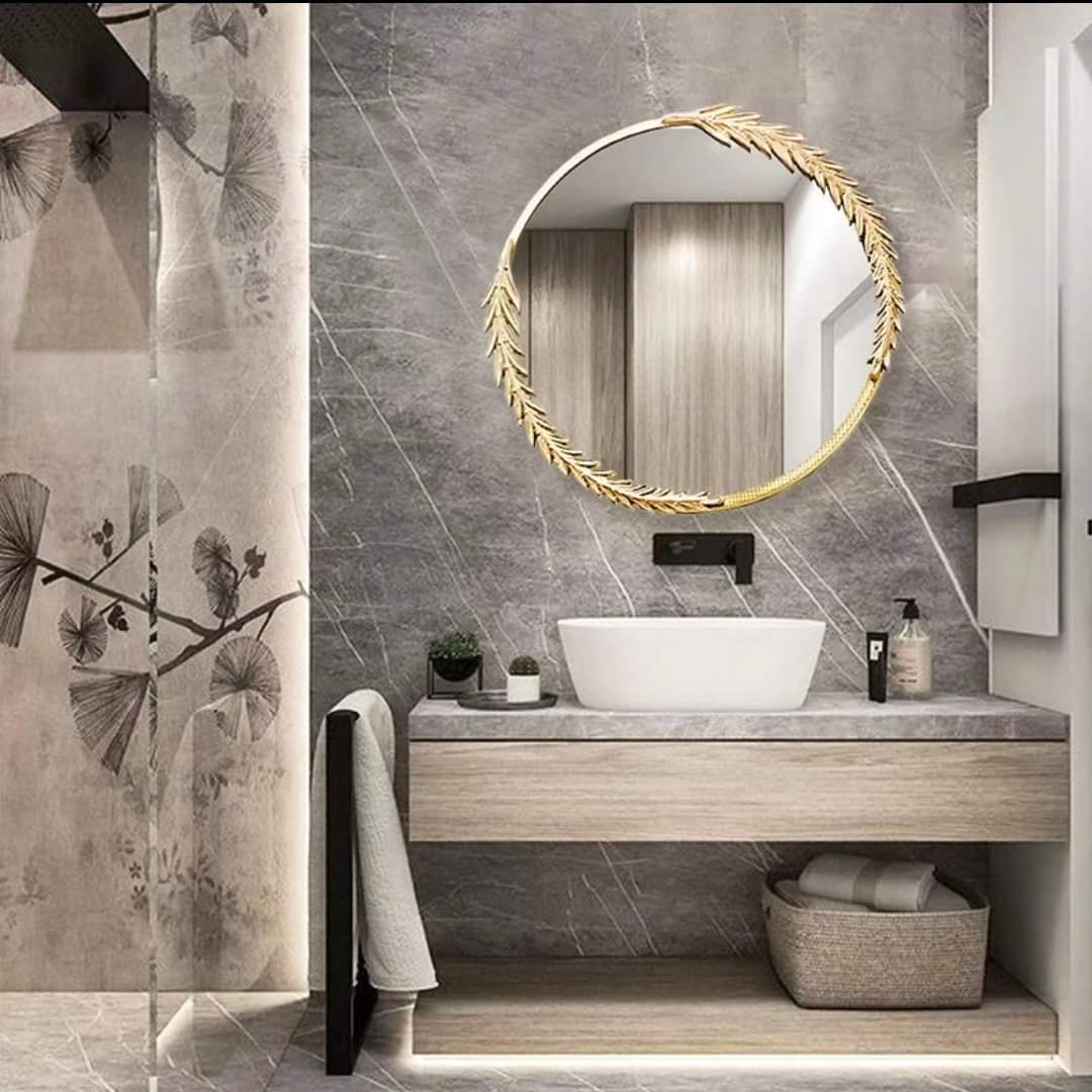 42cm Gold Round mirror