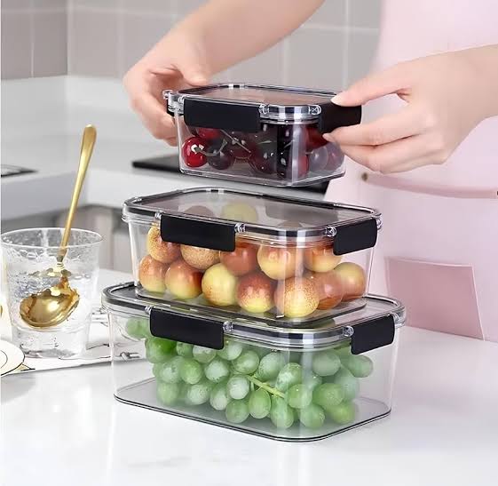 3 piece large rectangular BPA free acrylic lock and lock storage container set with airtight lids in 5 litre 4.2 litre and 2 litre capacities