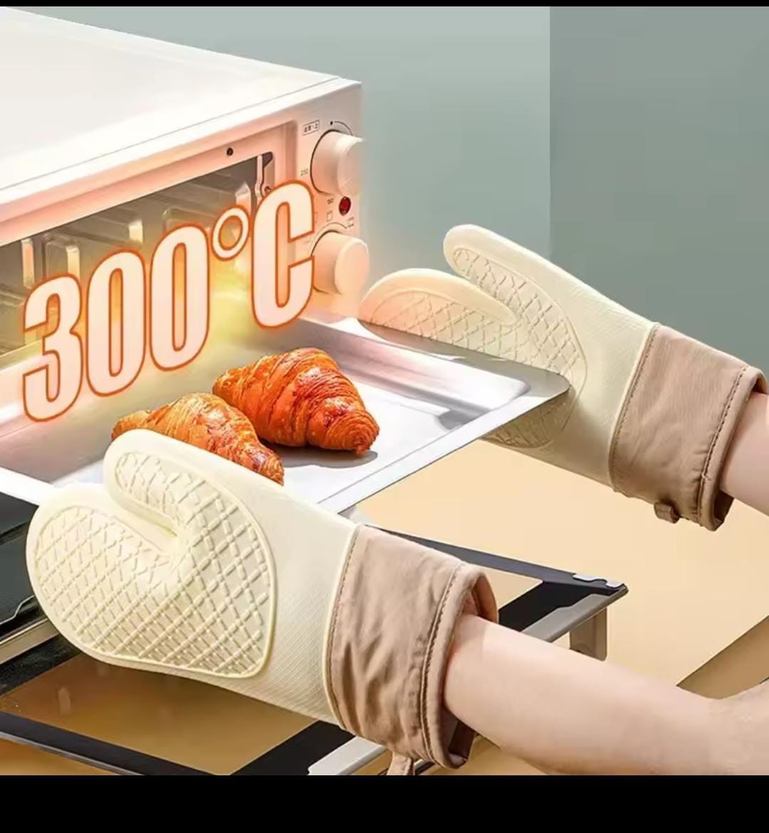 Heat-resistant silicone oven gloves for protecting hands when handling hot pots, pans, baking trays, and other cookware during cooking and baking